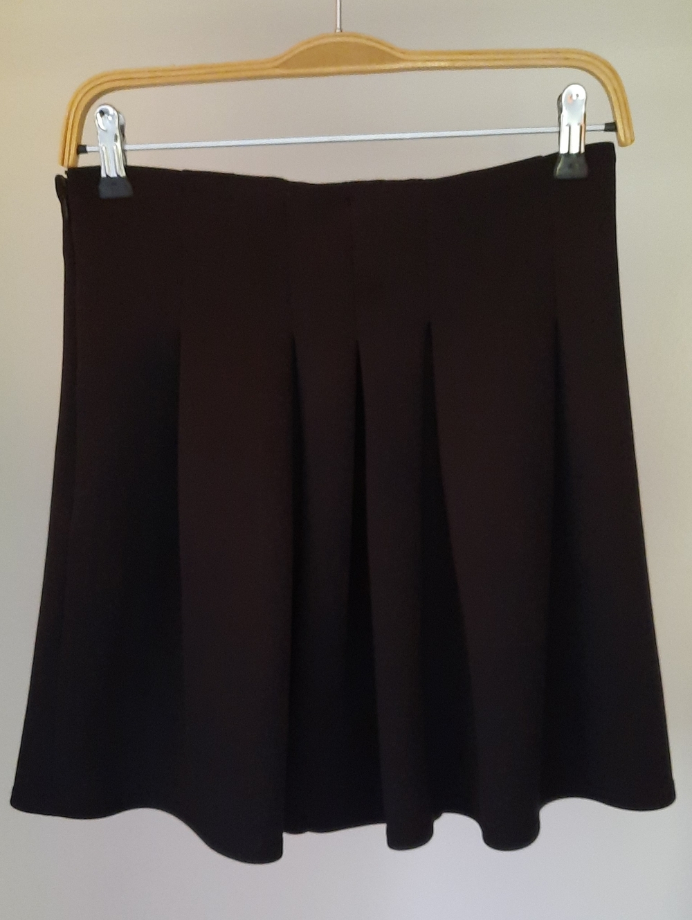 Women's Black A-Line Pleated Skirt